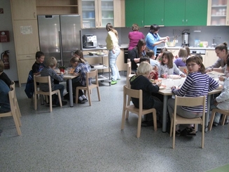 Mittagessen im Leintal-Kinderhaus